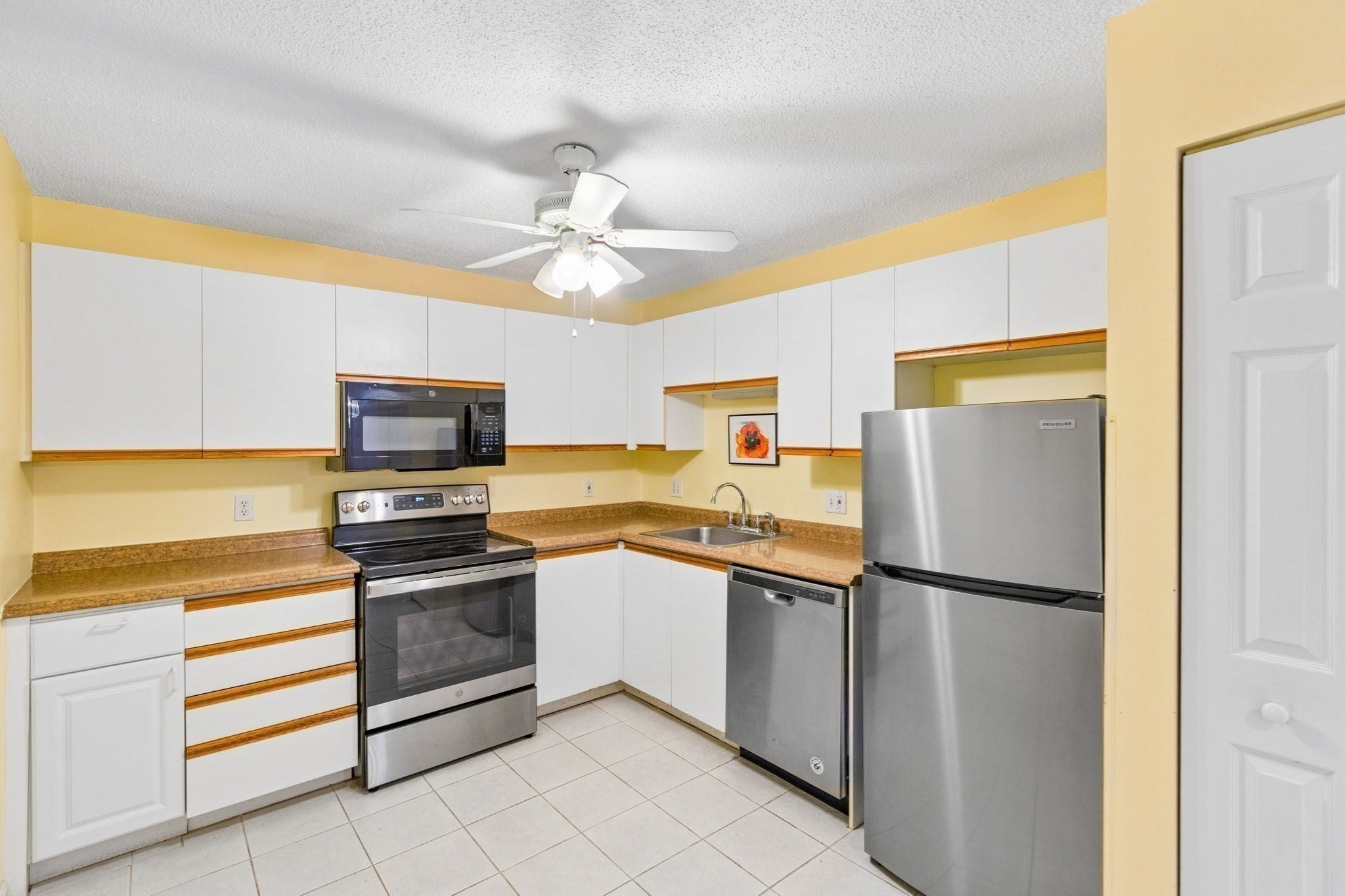 3920 Mystic Valley Parkway #709, Medford, MA, 3920 Mystic Valley Parkway #709, Medford, MA Photo #3