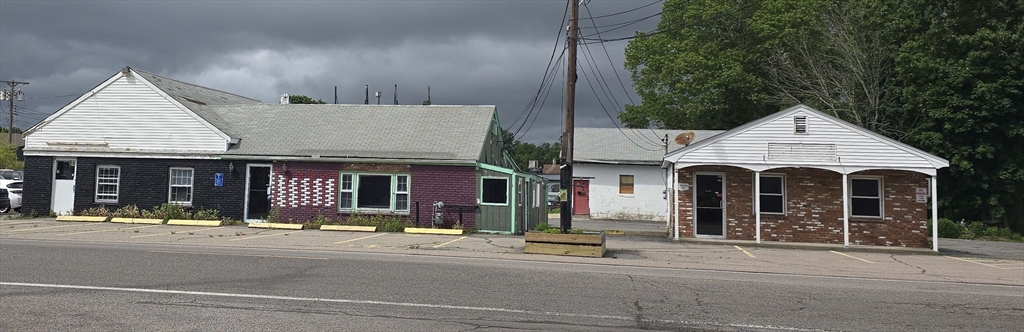 407 - 411 Old Colony Rd