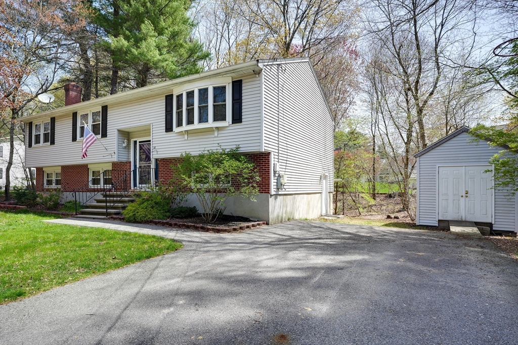 10 Tinkham Ave