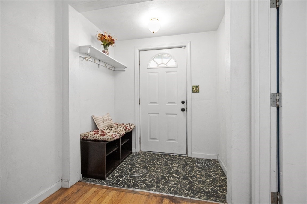 30 Marcella St