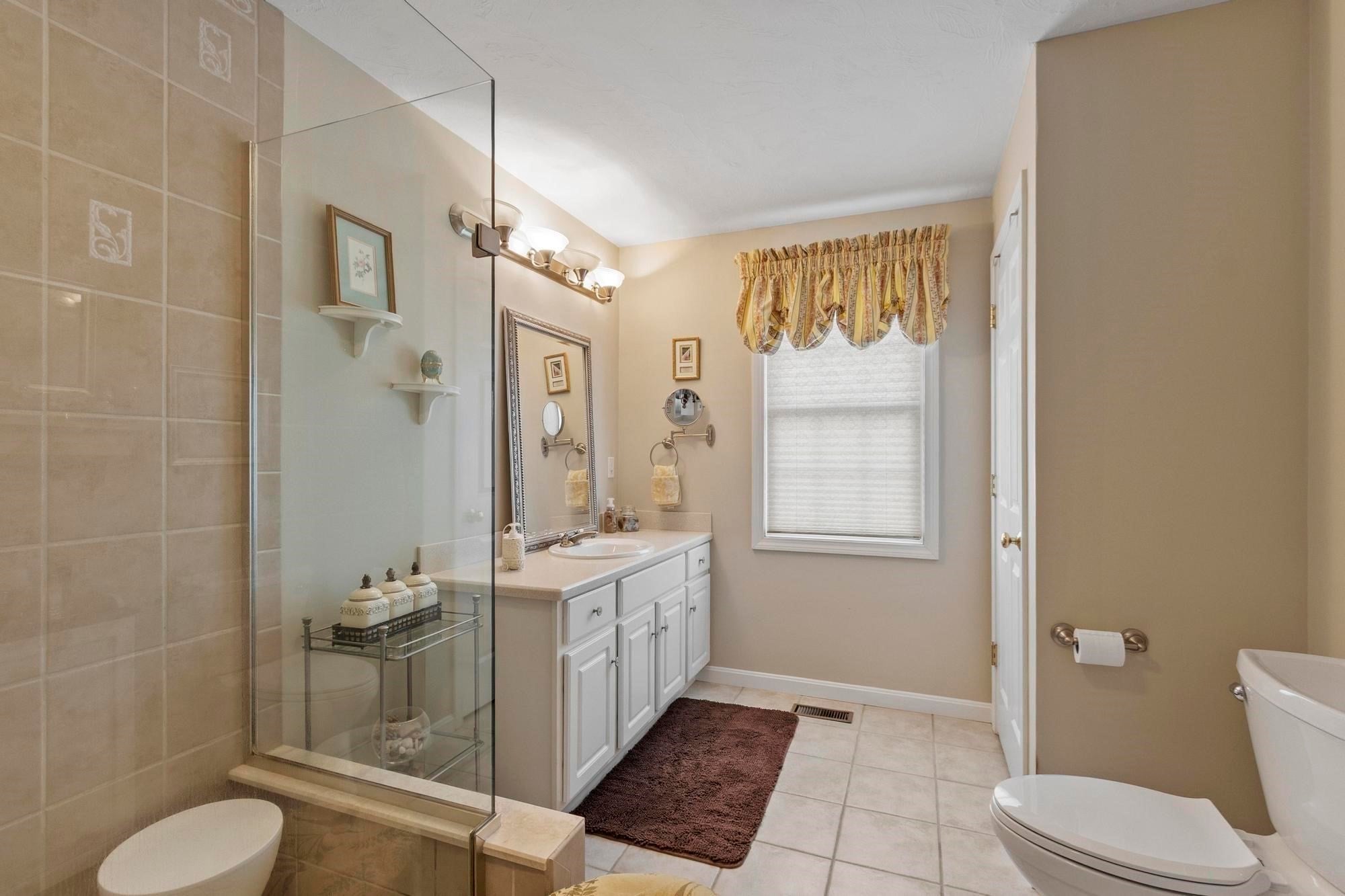 131 Ariel Circle #131, Sutton, MA, 131 Ariel Circle #131, Sutton, MA Photo #18