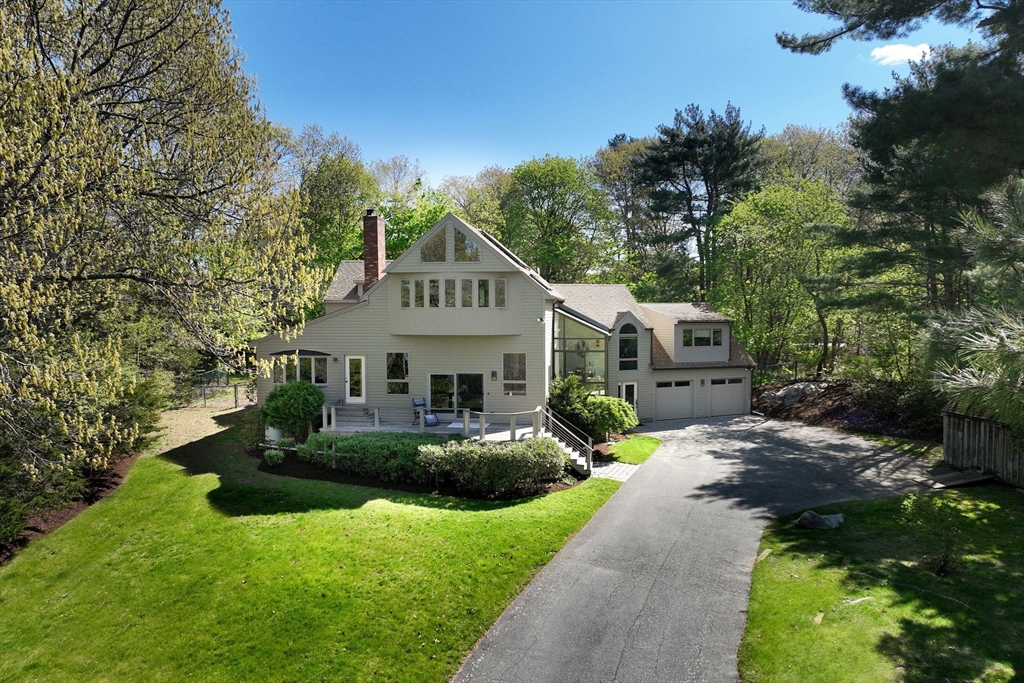 Photo of 29 Aaron River Rd, Cohasset, MA