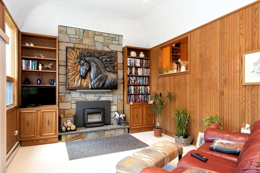29 Aaron River Rd, Cohasset, MA Photo #6