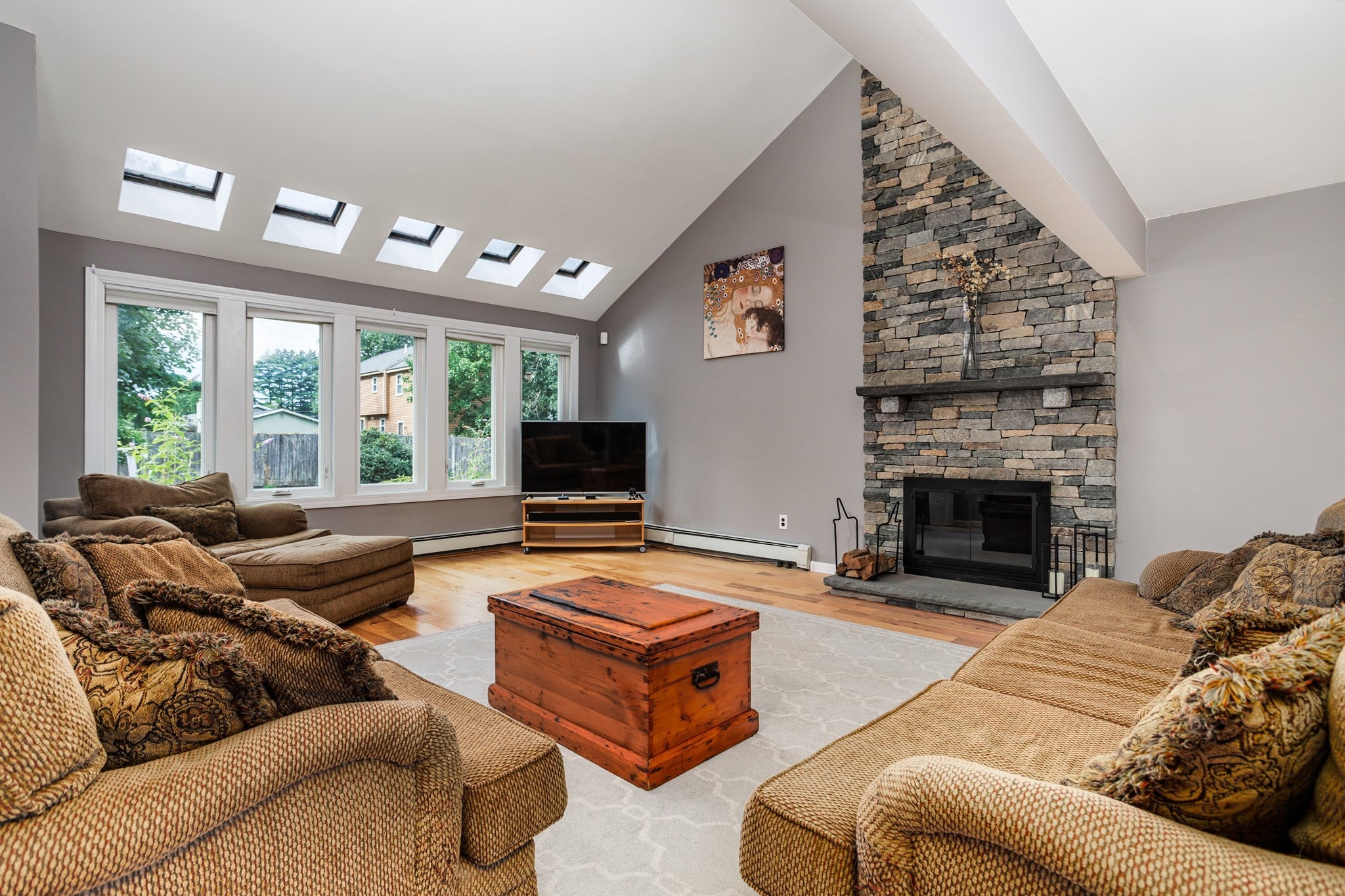 27 Lee St, Lancaster, MA, 27 Lee St, Lancaster, MA Photo #2