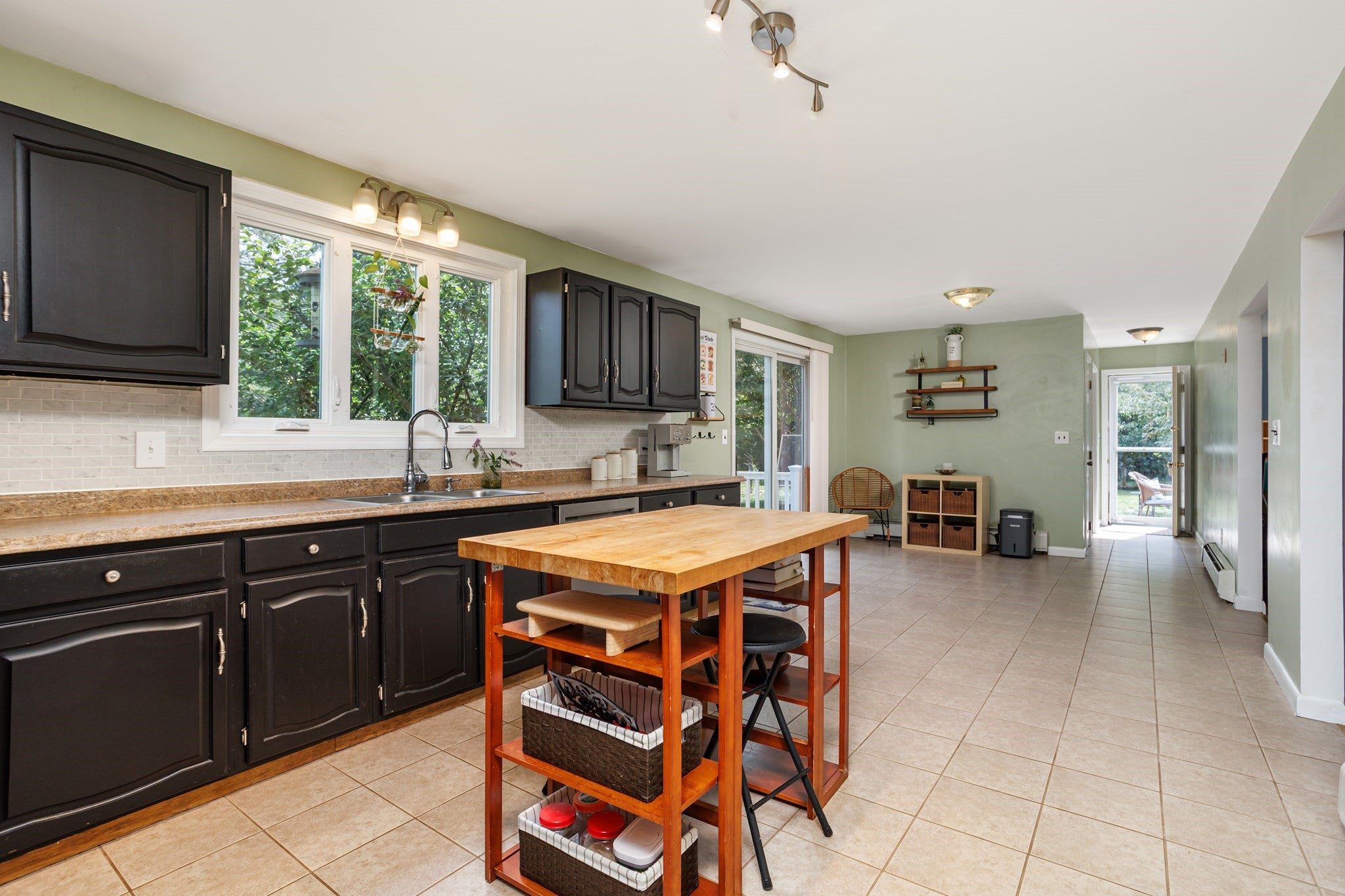 27 Lee St, Lancaster, MA, 27 Lee St, Lancaster, MA Photo #8