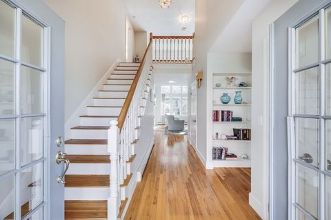 19 Longshank Cir Falmouth MA 02536