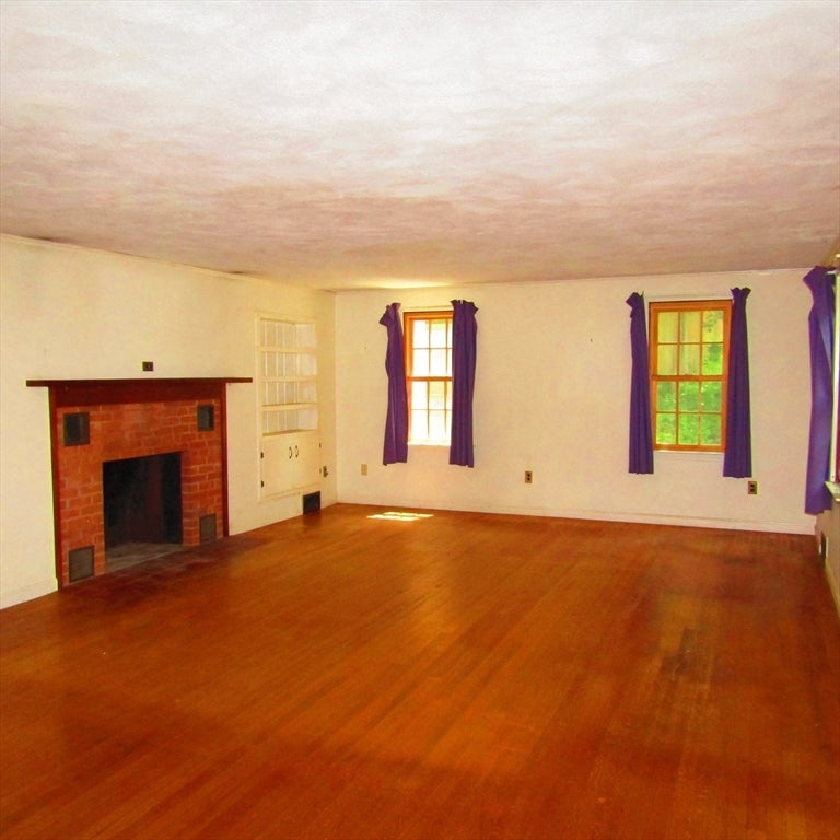 144 West Street, Amherst, MA, 144 West Street, Amherst, MA Photo #6