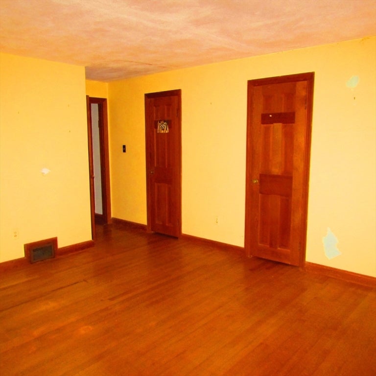 144 West Street, Amherst, MA, 144 West Street, Amherst, MA Photo #8