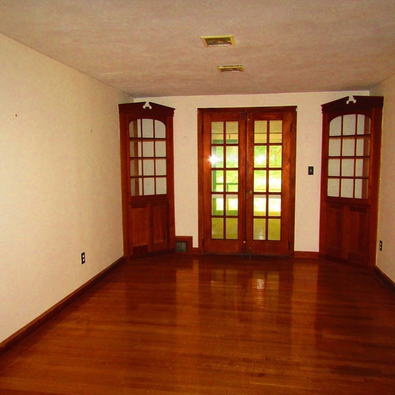 144 West Street, Amherst, MA, 144 West Street, Amherst, MA Photo #5