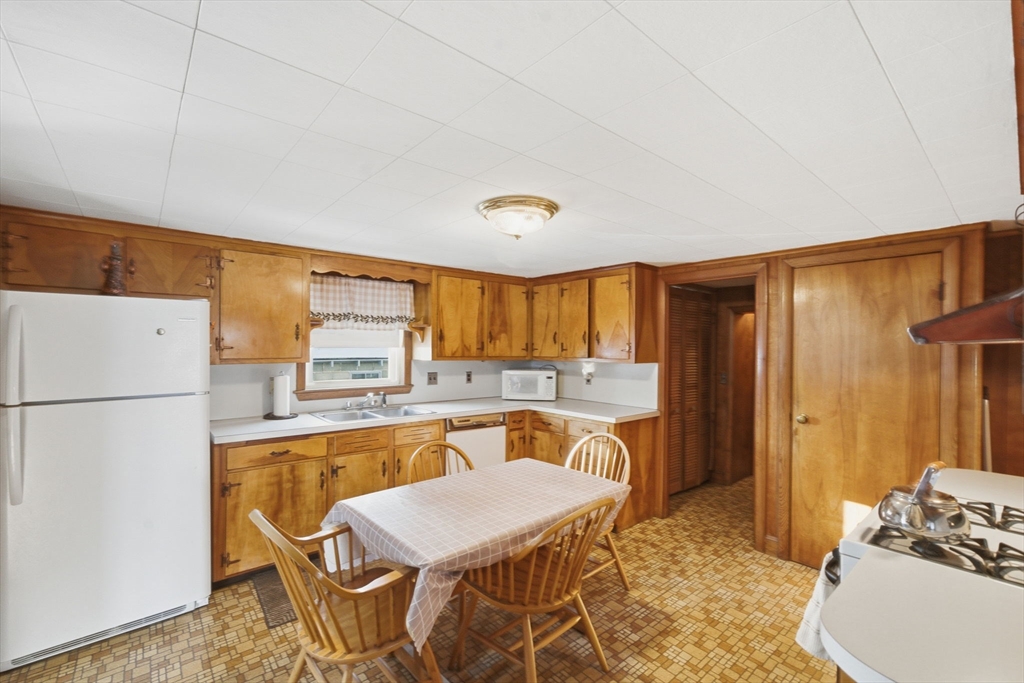 21-23 Eastern Avenue