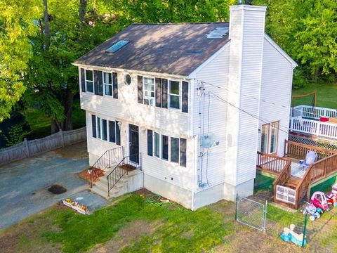 1 Lakeshore Dr Dracut MA 01826