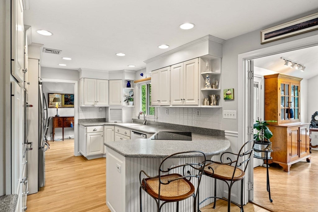 50 Holt Rd, Andover, MA, 50 Holt Rd, Andover, MA Photo #11