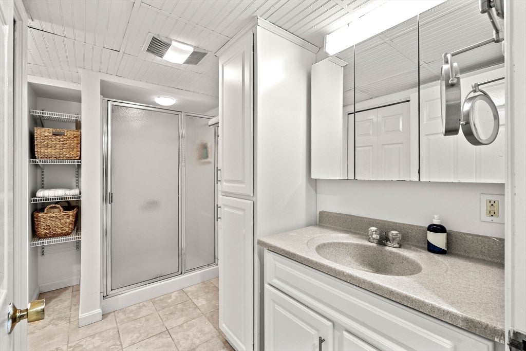 50 Holt Rd, Andover, MA, 50 Holt Rd, Andover, MA Photo #20