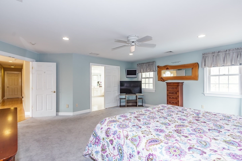 440 Howard ST, Lunenburg, MA Photo #19