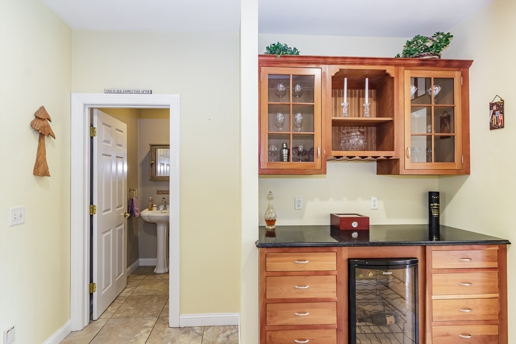 440 Howard ST, Lunenburg, MA Photo #14