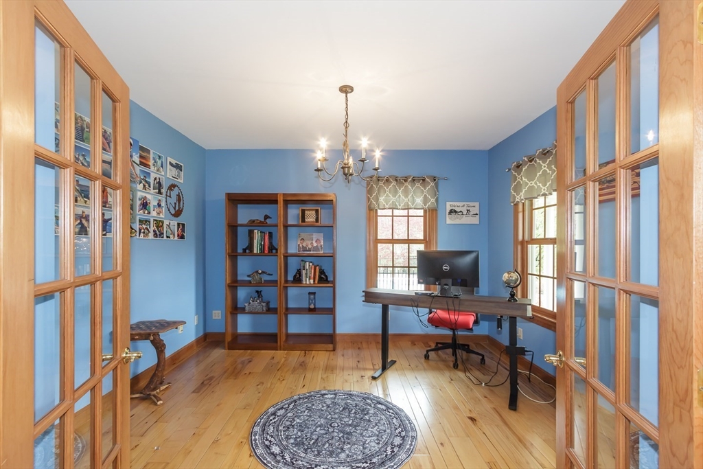 440 Howard ST, Lunenburg, MA Photo #4