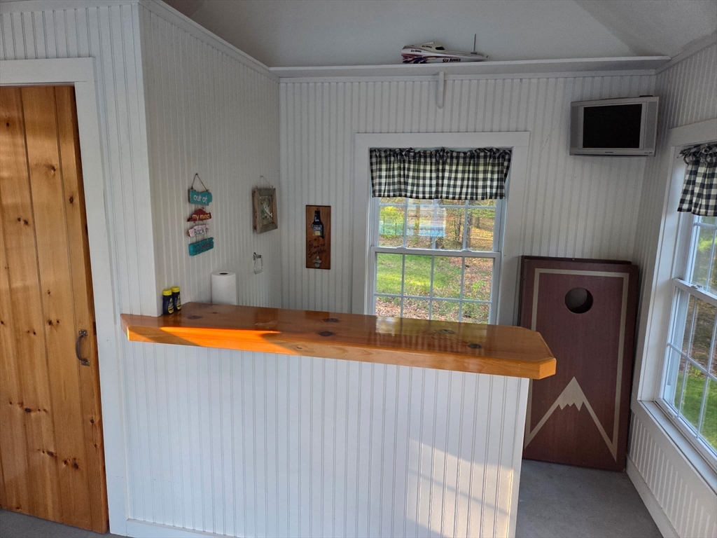 440 Howard ST, Lunenburg, MA Photo #39
