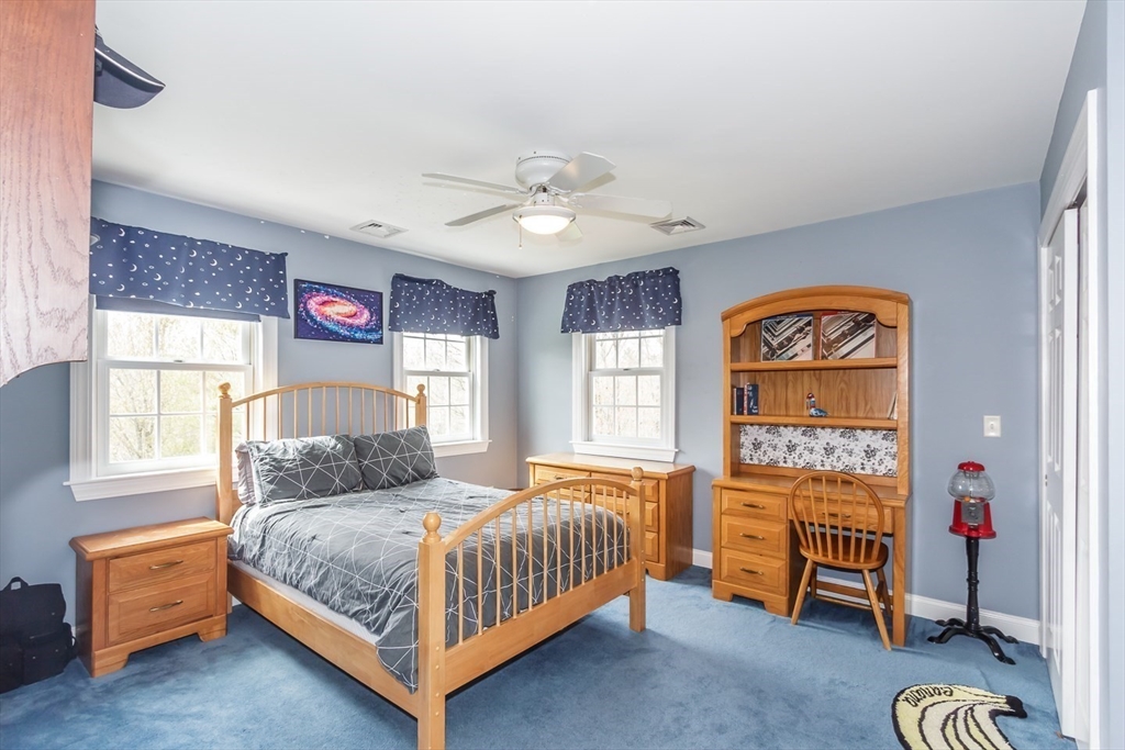 440 Howard ST, Lunenburg, MA Photo #23