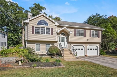 Photo of 3 Lorenzo Street, Worcester, MA 01604 (MLS # 73439454)