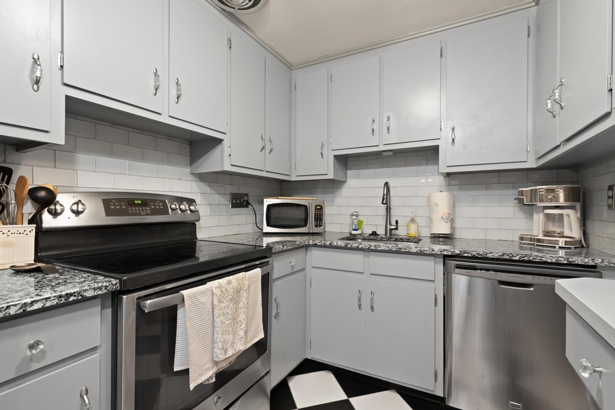 200 Park Terrace Drive #255, Stoneham, MA, 200 Park Terrace Drive #255, Stoneham, MA Photo #12