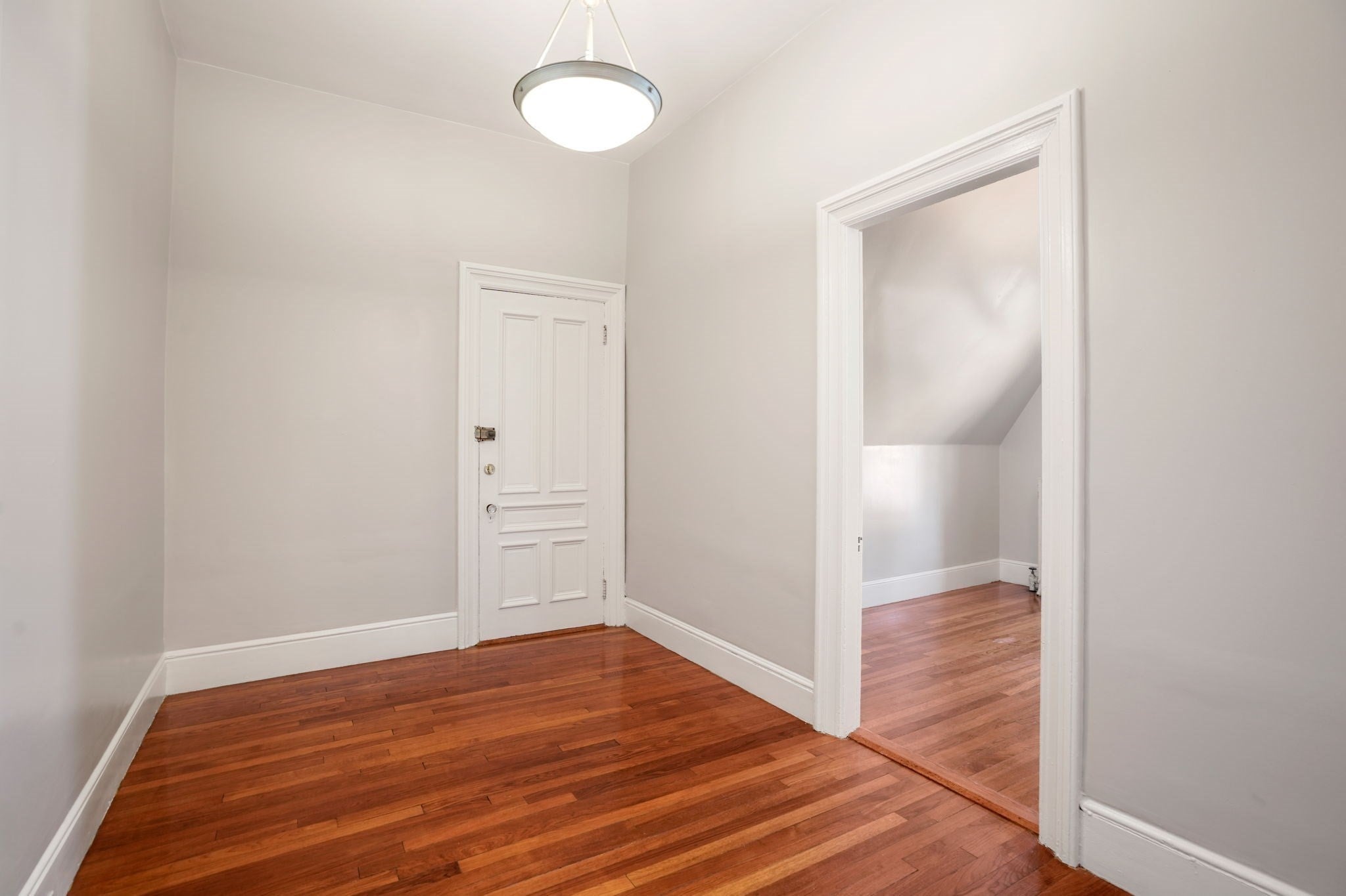 8 Claremont St 3A