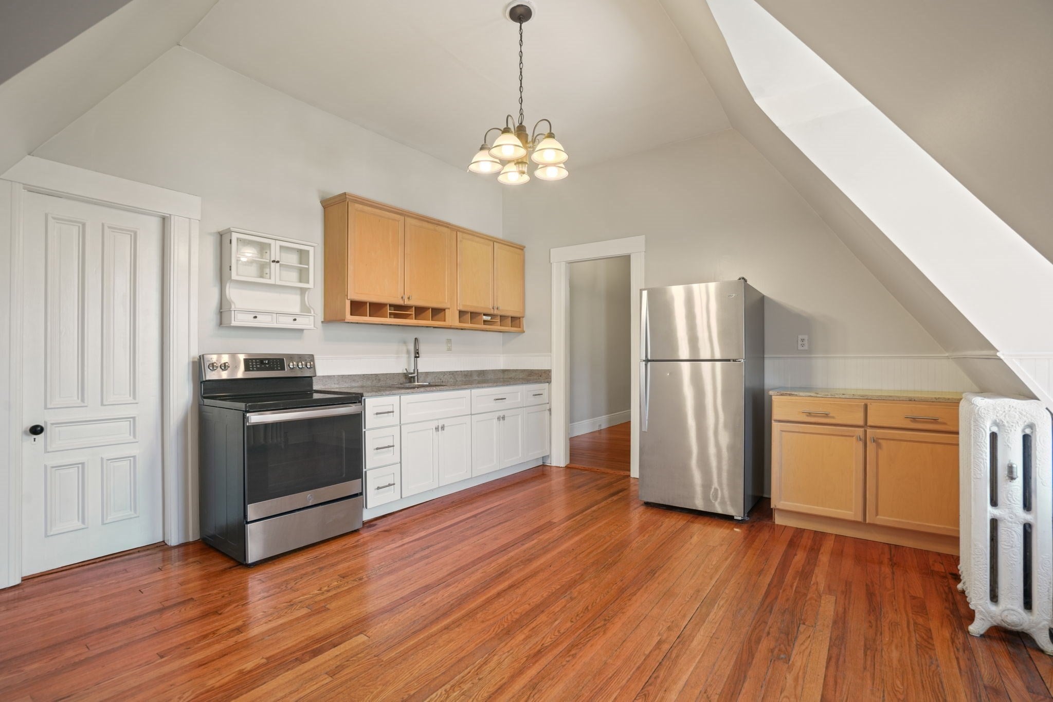8 Claremont St 3A