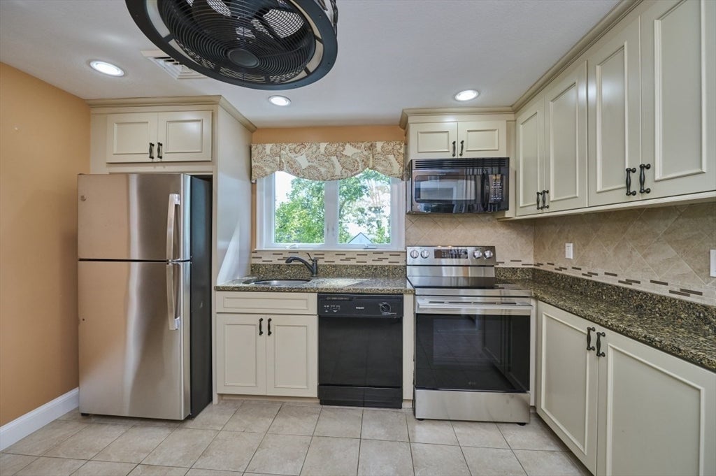 77 Prentice Street, Waltham, MA, 77 Prentice Street, Waltham, MA Photo #8