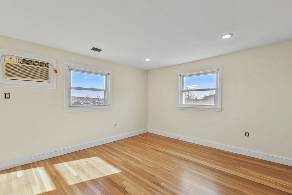 72 Cambridge Road #2, Woburn, MA, 72 Cambridge Road #2, Woburn, MA Photo #22