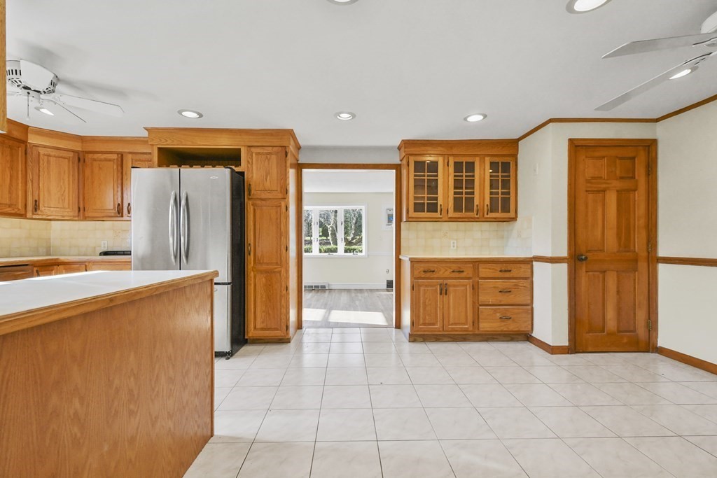 72 Cambridge Road #2, Woburn, MA, 72 Cambridge Road #2, Woburn, MA Photo #10