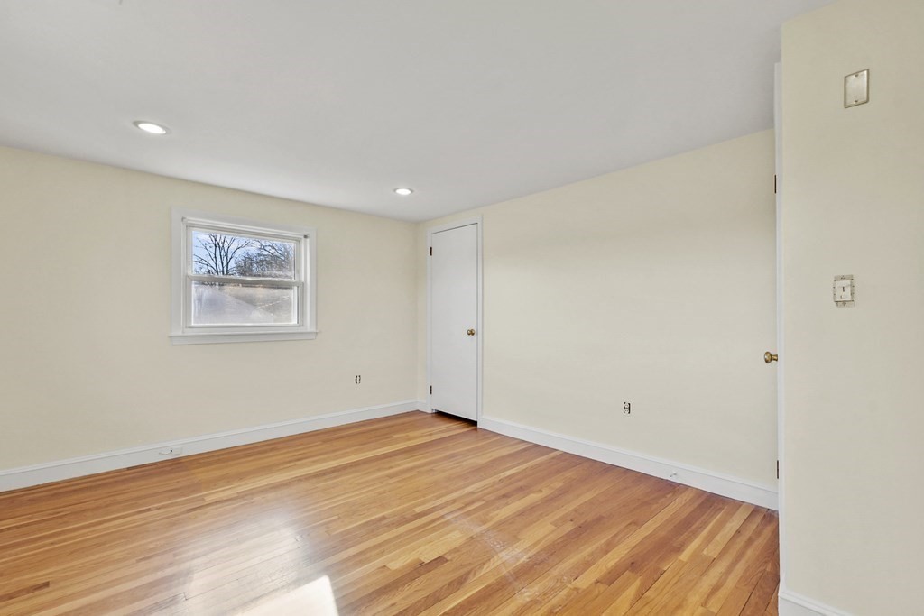 72 Cambridge Road #2, Woburn, MA, 72 Cambridge Road #2, Woburn, MA Photo #23