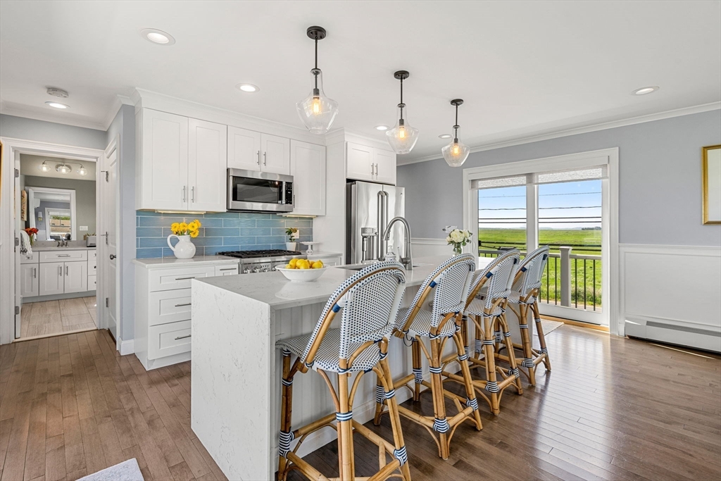 65 Plum Island Tpke
