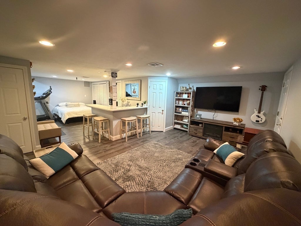 479 Northboro Rd West 02