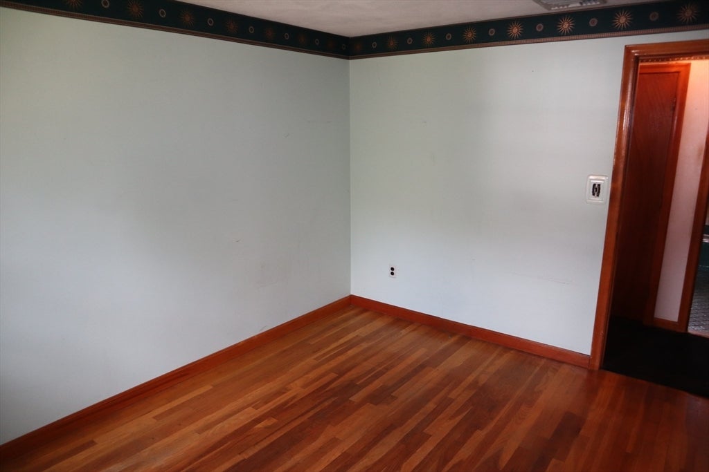 29 Fayette Rd, Bedford, MA, 29 Fayette Rd, Bedford, MA Photo #16