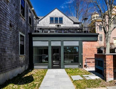 Photo of 1 Johnny Cake Hill #3, New Bedford, MA 02740 (MLS # 73502698)