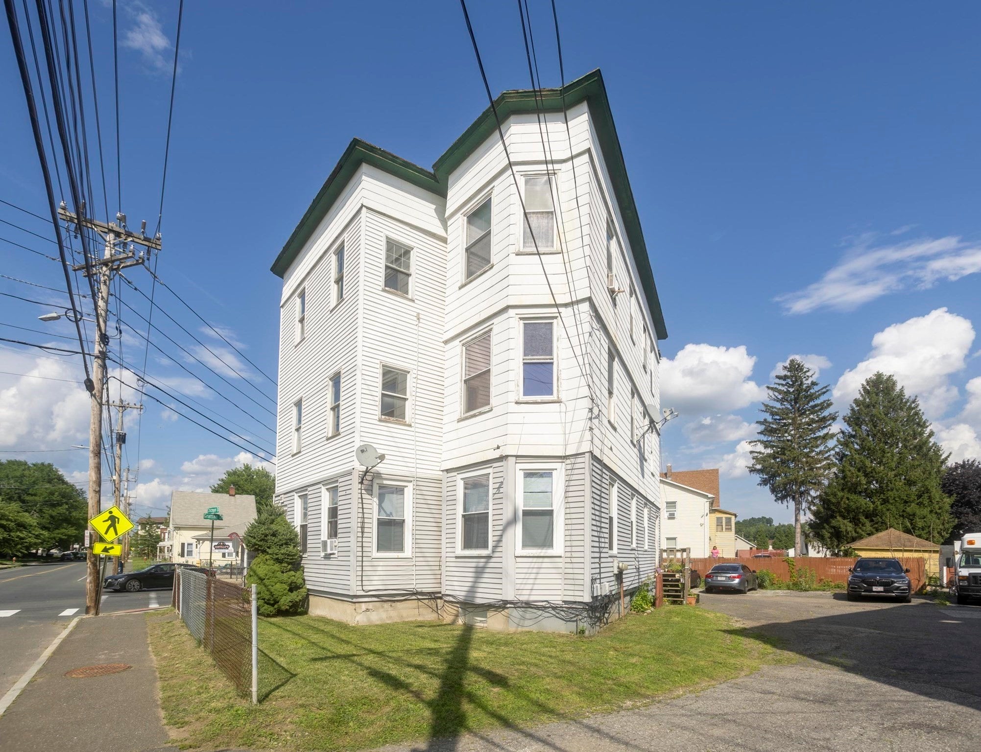 583 Chicopee St