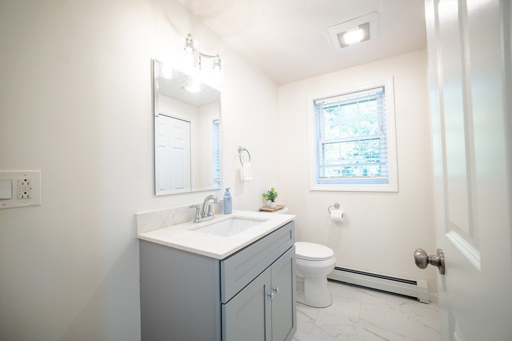 4 Wilder St, Leominster, MA Photo #13