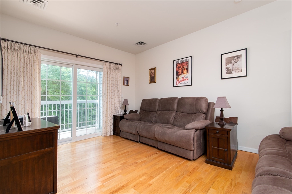 130 Trotter Rd 309
