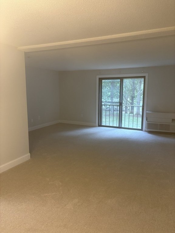 27 Village Rock Lane 20