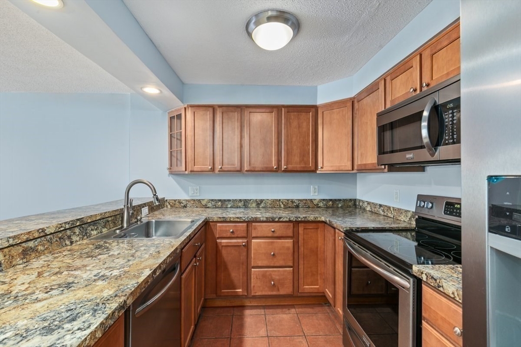 154 Lynnway 303