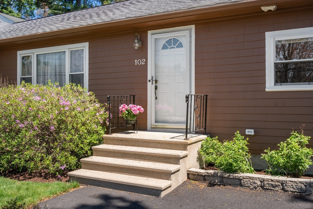 102 Park Street, Hudson, MA, 102 Park Street, Hudson, MA Photo #2