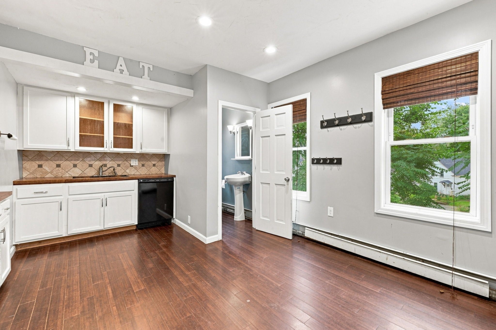 126 Payson St, Fitchburg, MA, 126 Payson St, Fitchburg, MA Photo #6