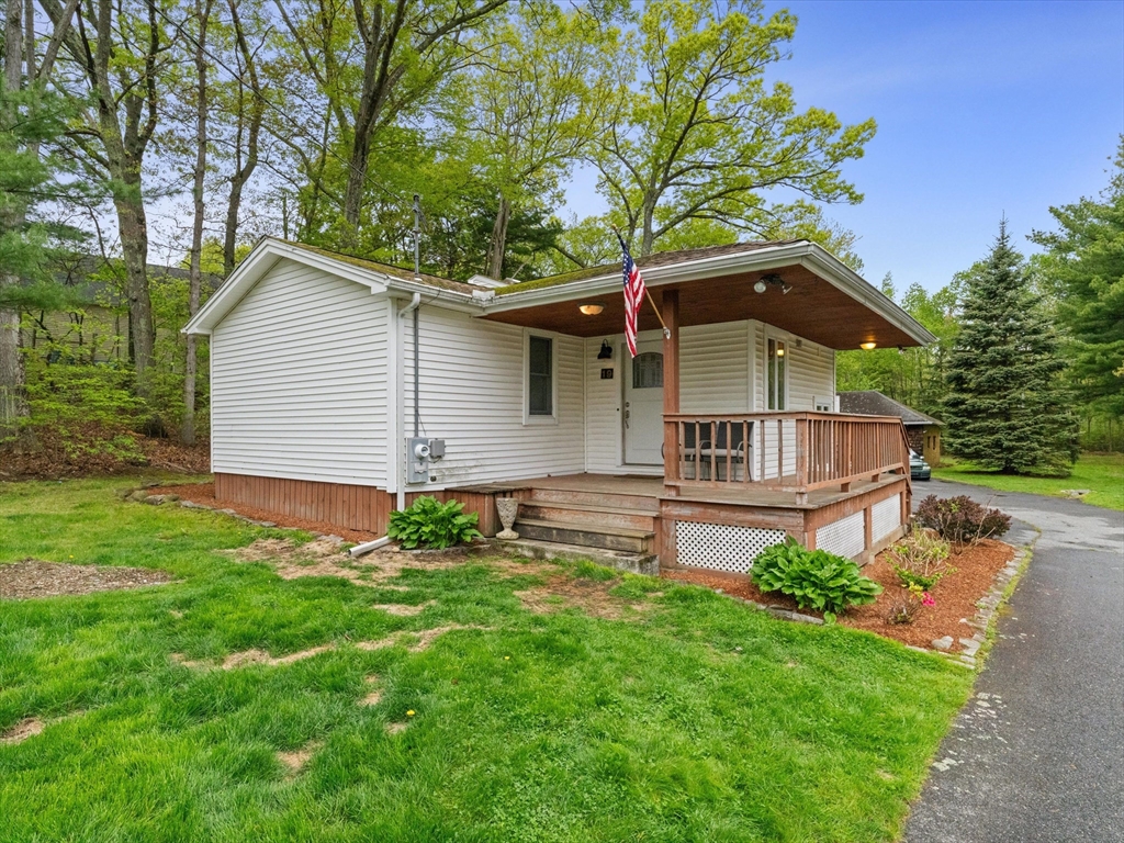 19 Cedar Rd