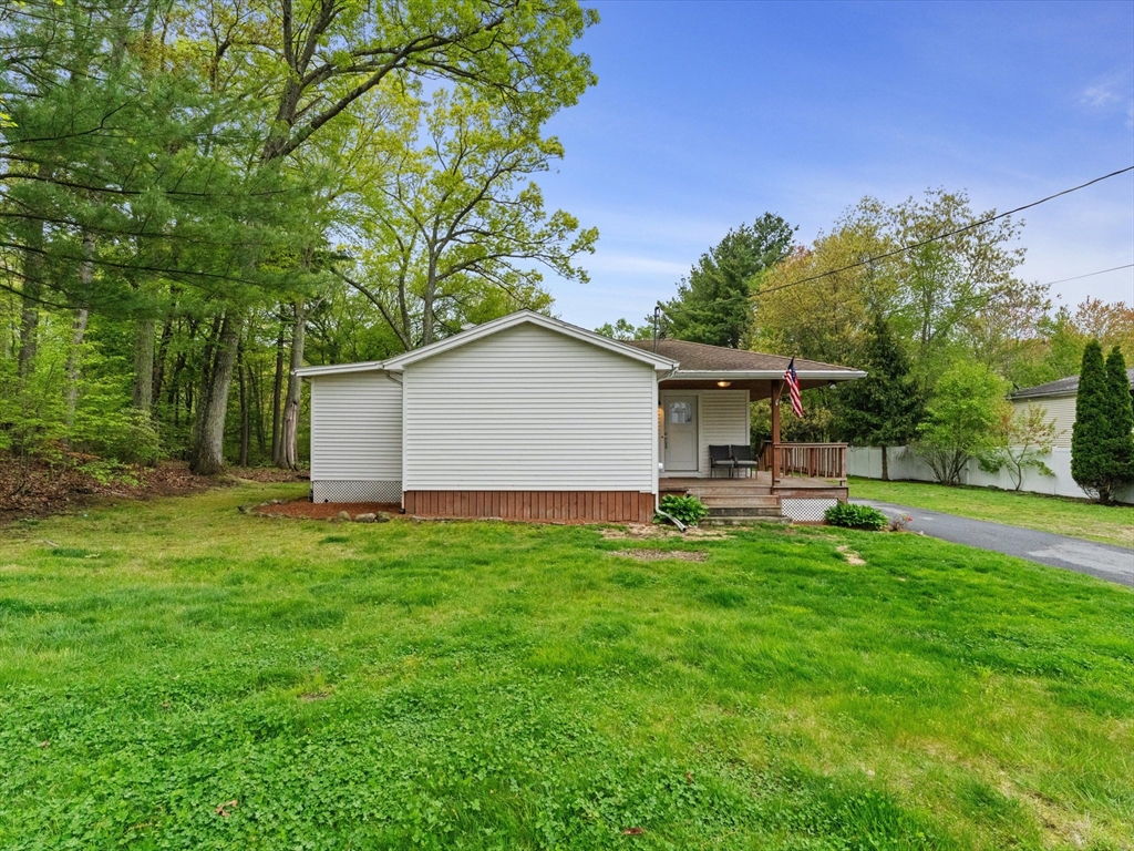 19 Cedar Rd