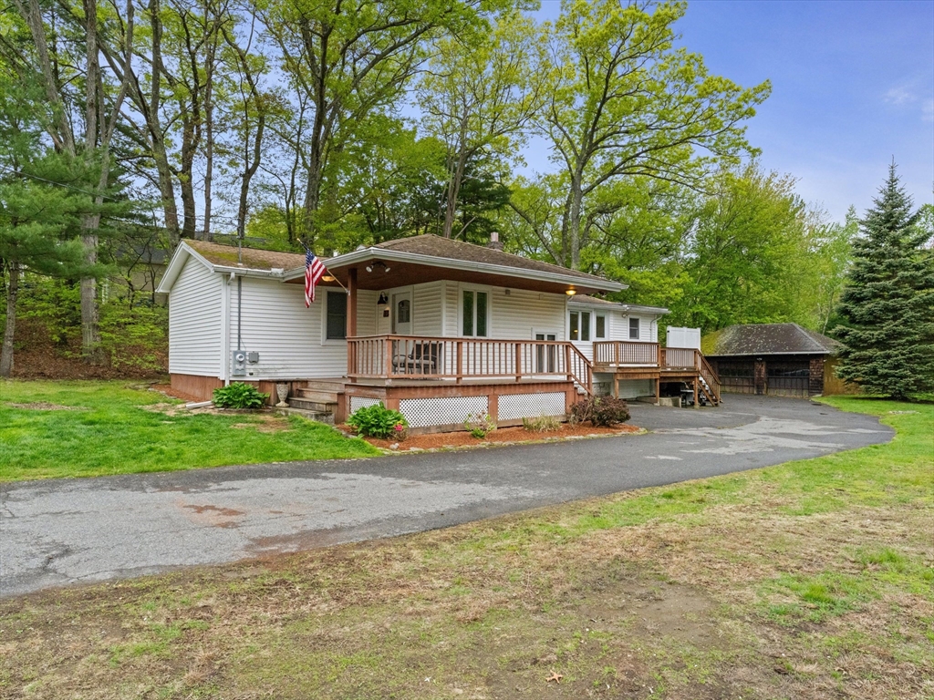 19 Cedar Rd