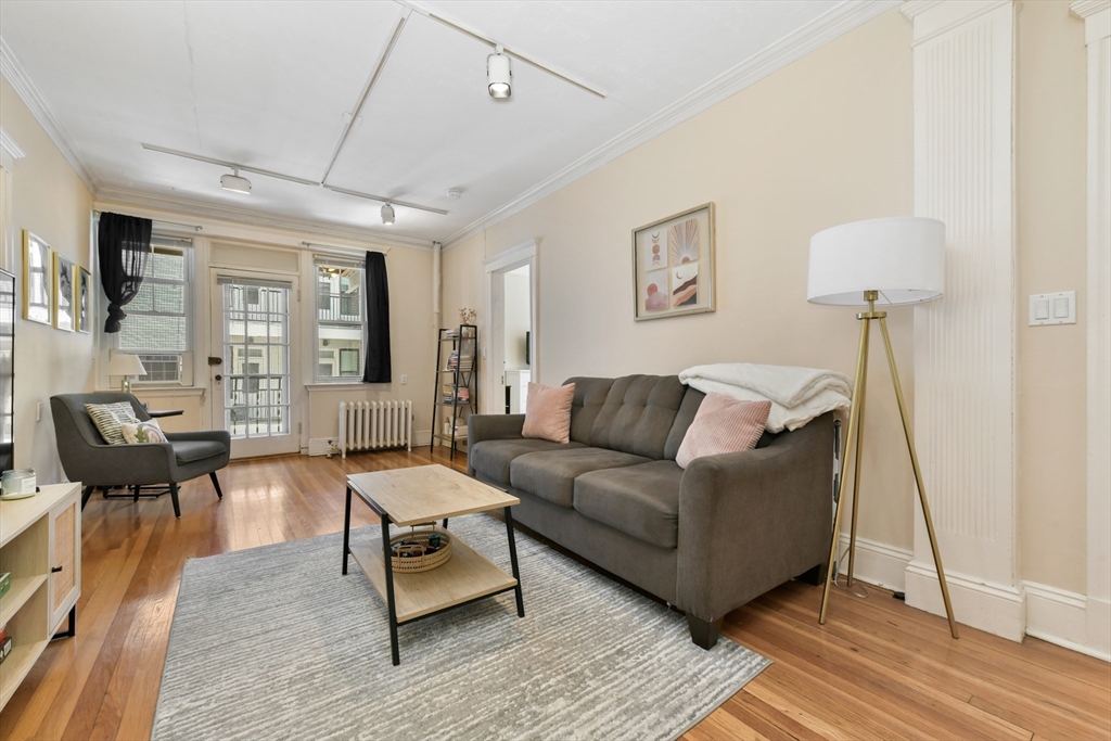 301 Allston St 7