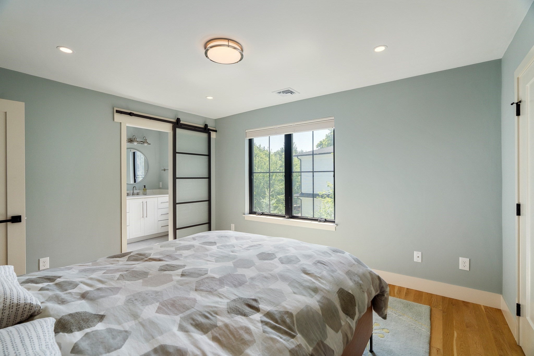 32 Lantern Ln, Wellesley, MA Photo #19