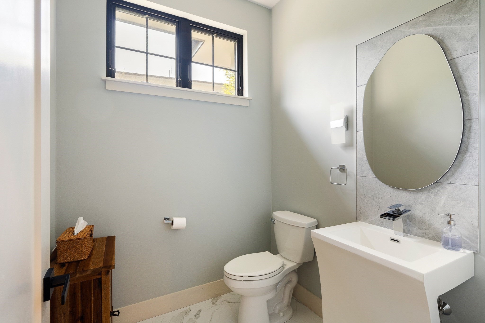 32 Lantern Ln, Wellesley, MA Photo #14