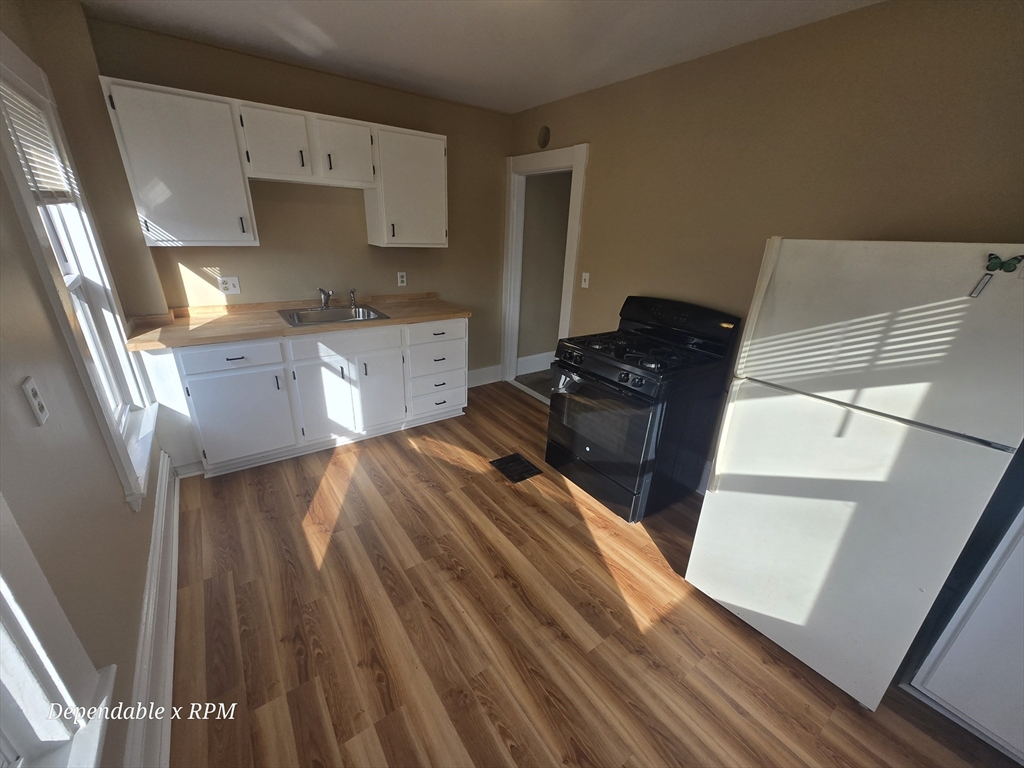234 Nahantan St 2