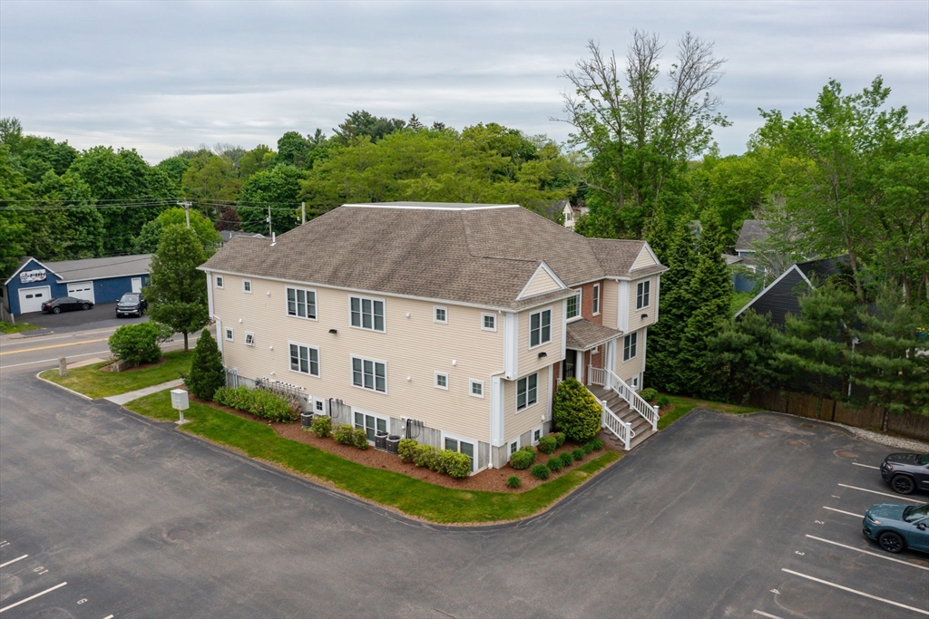 154 Bedford St
