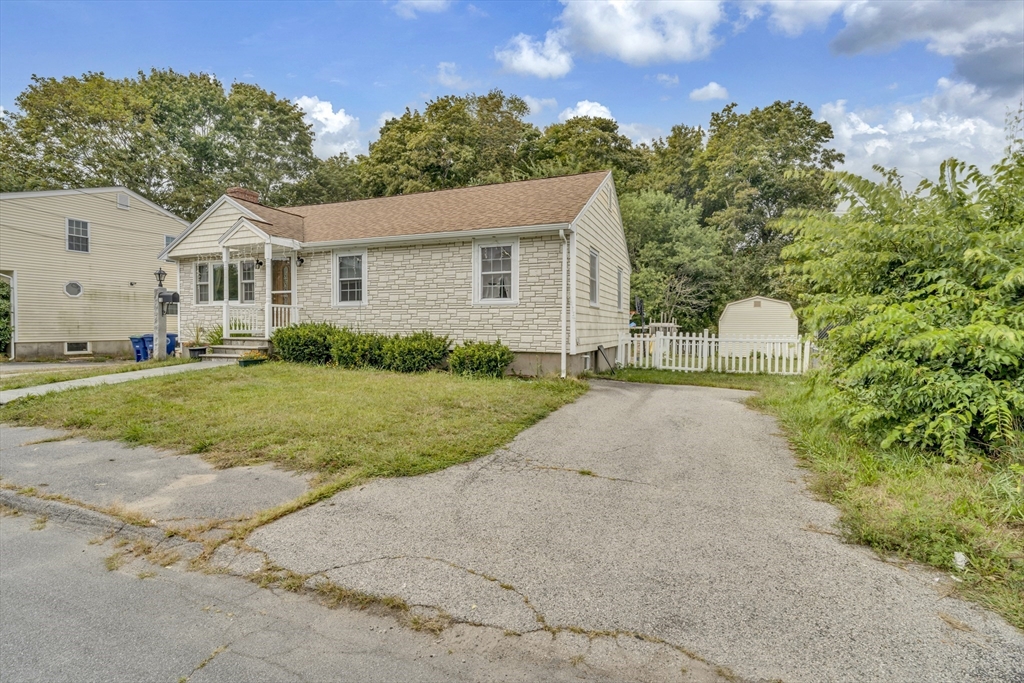 21 Faxon St